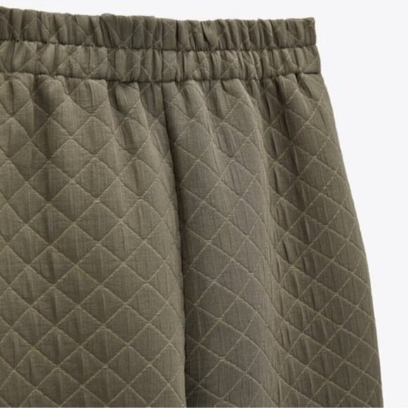 Zara women’s khaki green quilted high rise pull on trouser pants size medium - Picture 8 of 16